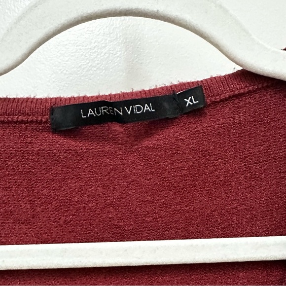 Lauren Vidal Burgundy Star Print V-Neck Sweater – XL - Picture 4 of 13
